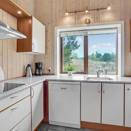 Holiday home Solhaven Iv