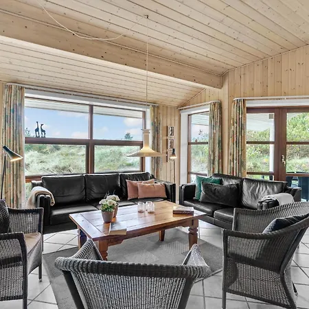 Holiday home Solhaven Iv *