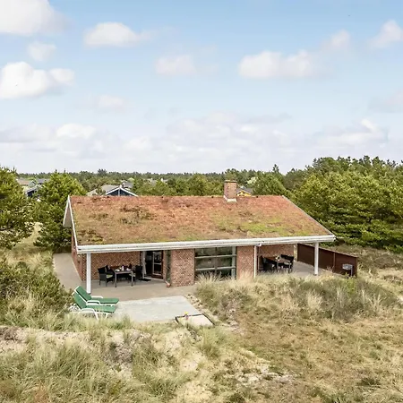 Awesome Home In Blavand With Sauna